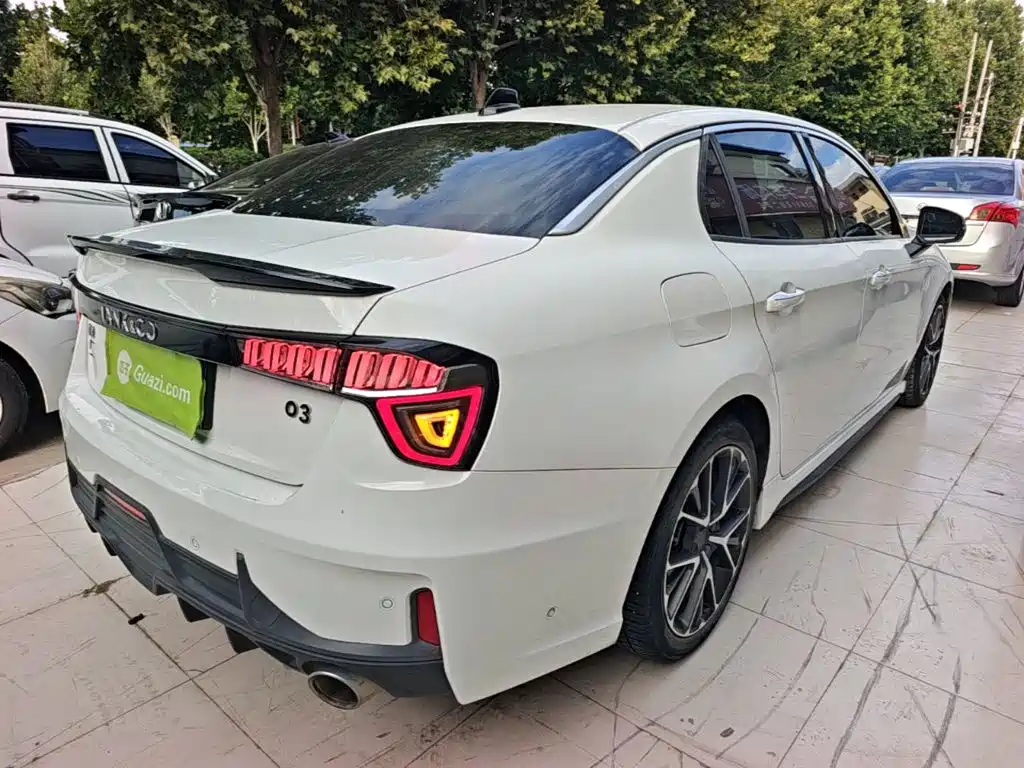 Lynk & Co 03 — миниатюра 7