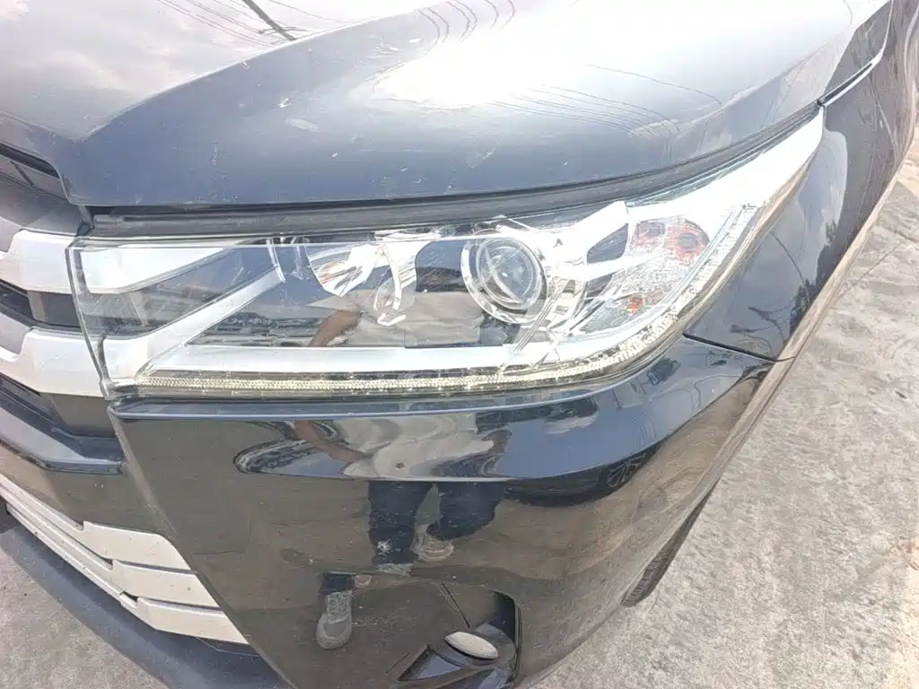 Toyota Highlander — миниатюра 24