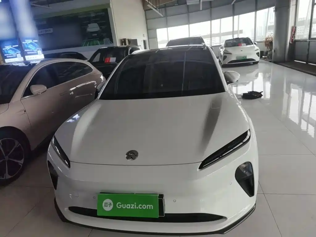 NIO ET5T — миниатюра 3