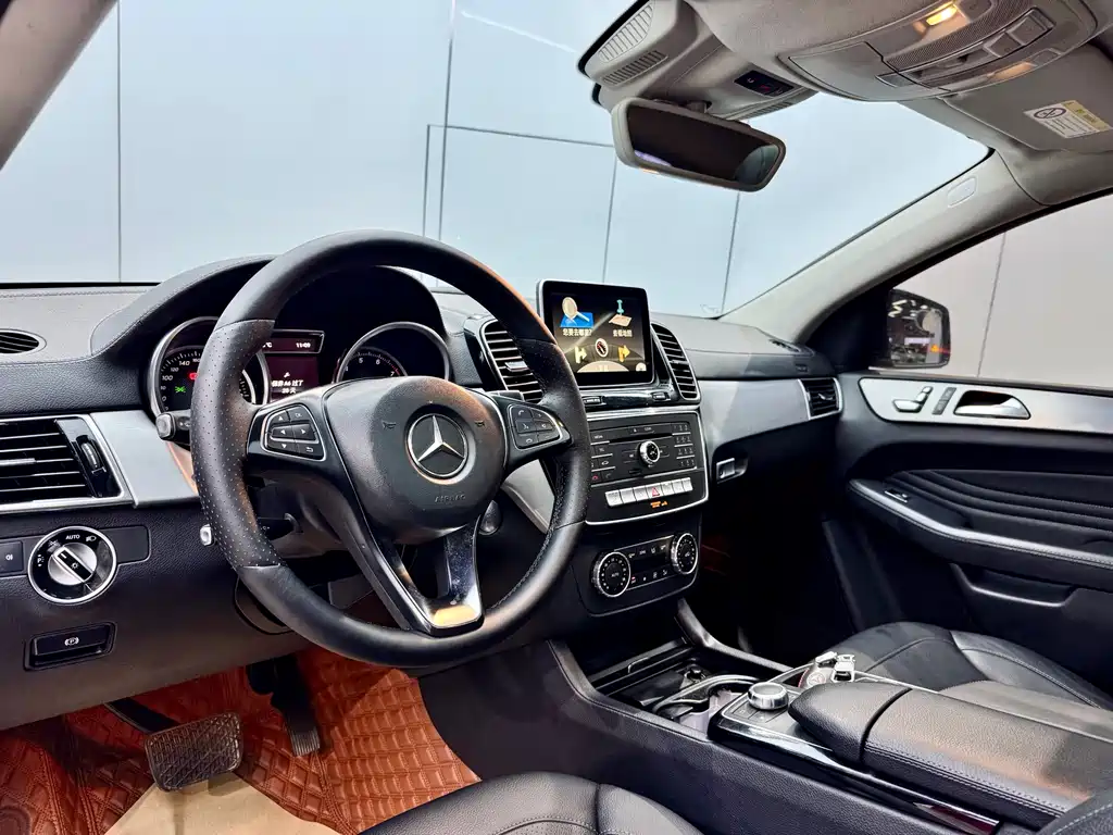 MERCEDES-BENZ GLE COUPE