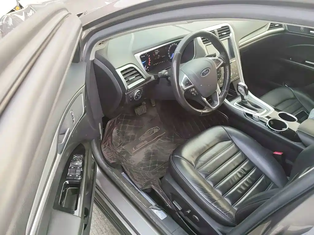 Ford Mondeo — миниатюра 16