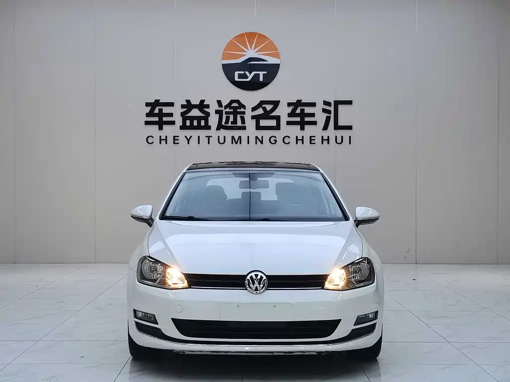 Volkswagen Golf 2016 230TSI AT Luxury