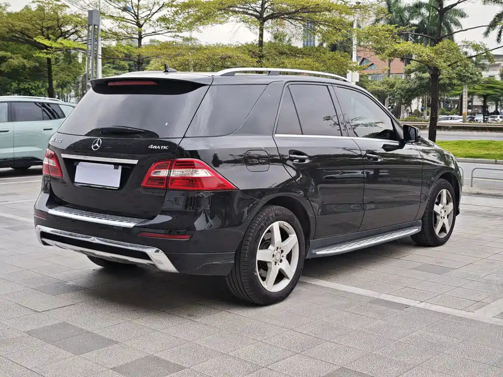 Mercedes-Benz M-Class — миниатюра 4