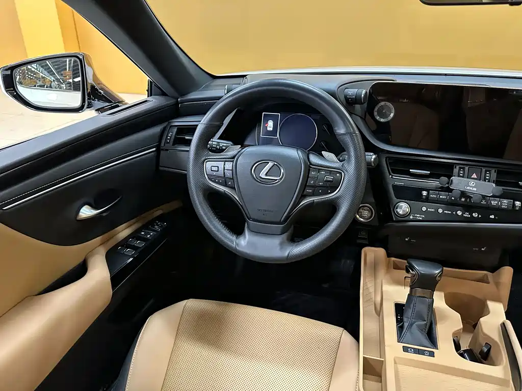 Lexus ES — миниатюра 7