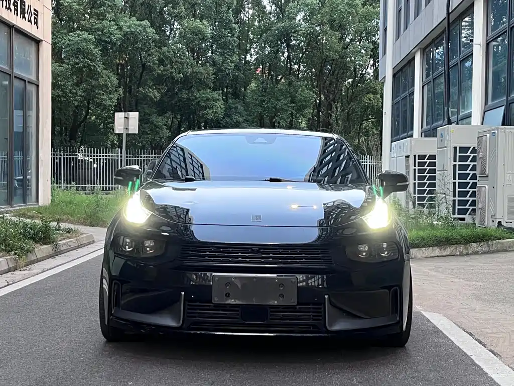Lynk & Co 03 — миниатюра 2