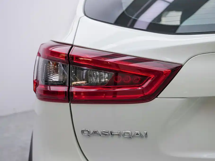 Nissan Qashqai — миниатюра 15
