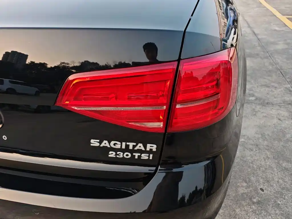 Volkswagen Sagitar — миниатюра 8