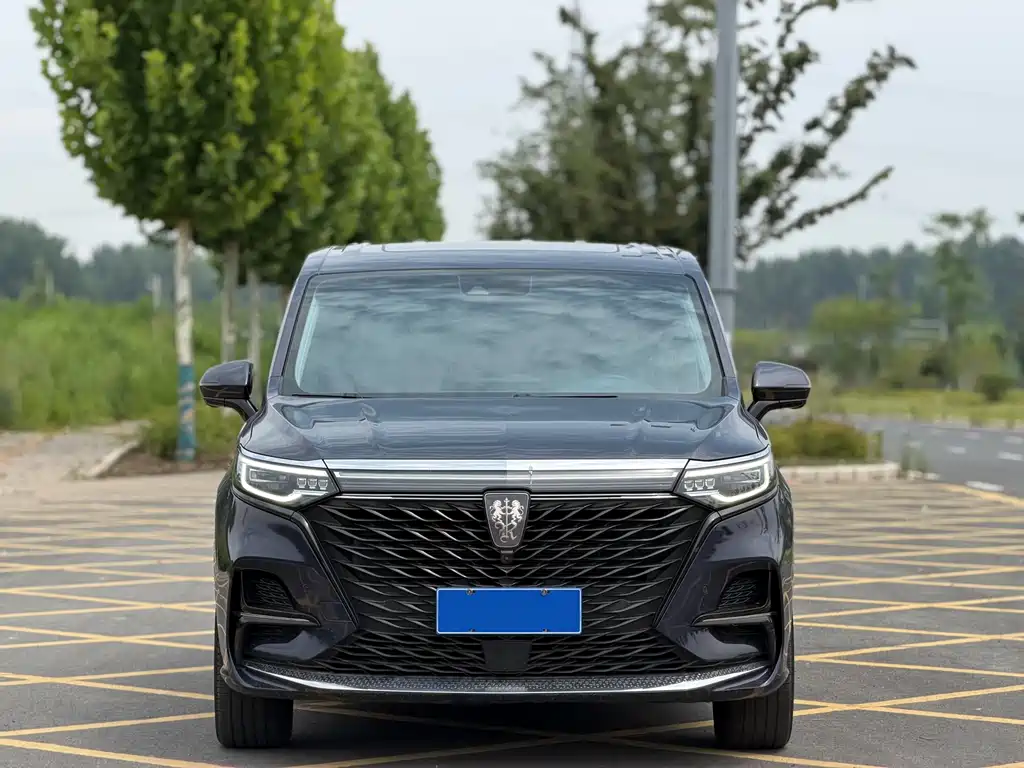 Roewe iMAX8 2022 400TGI