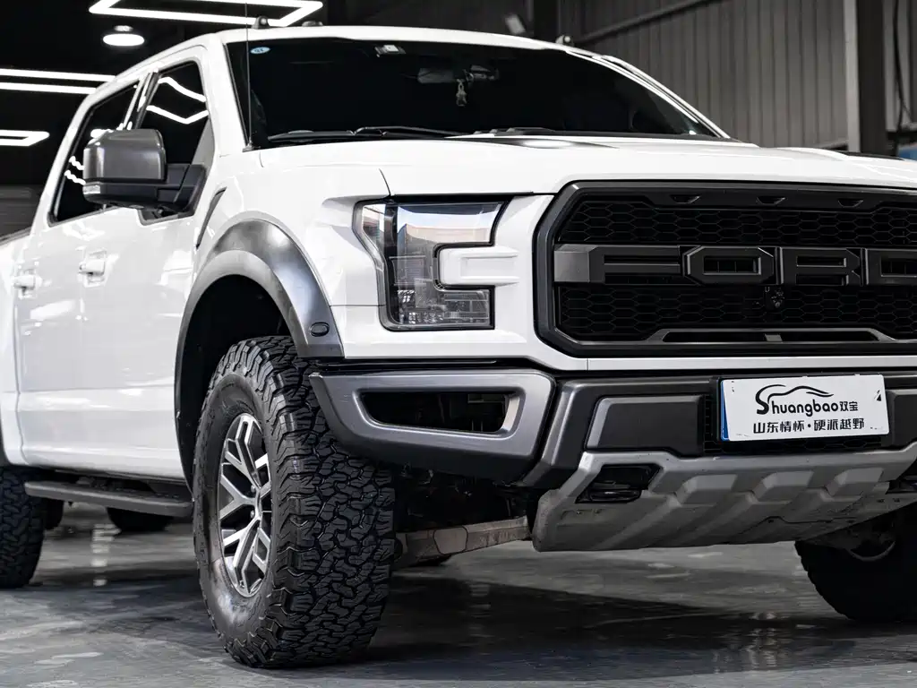 Ford F-150 Raptor