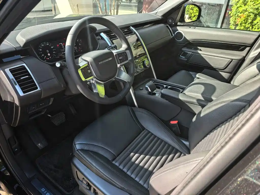 Land Rover Discovery — миниатюра 5