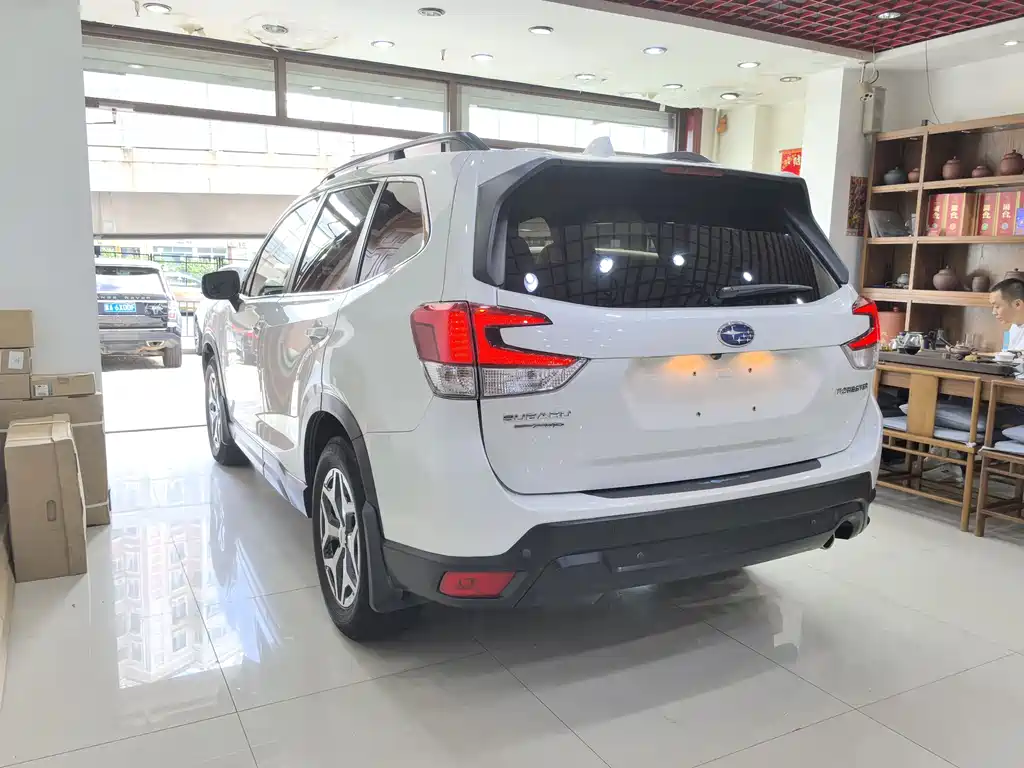 SUBARU FORESTER