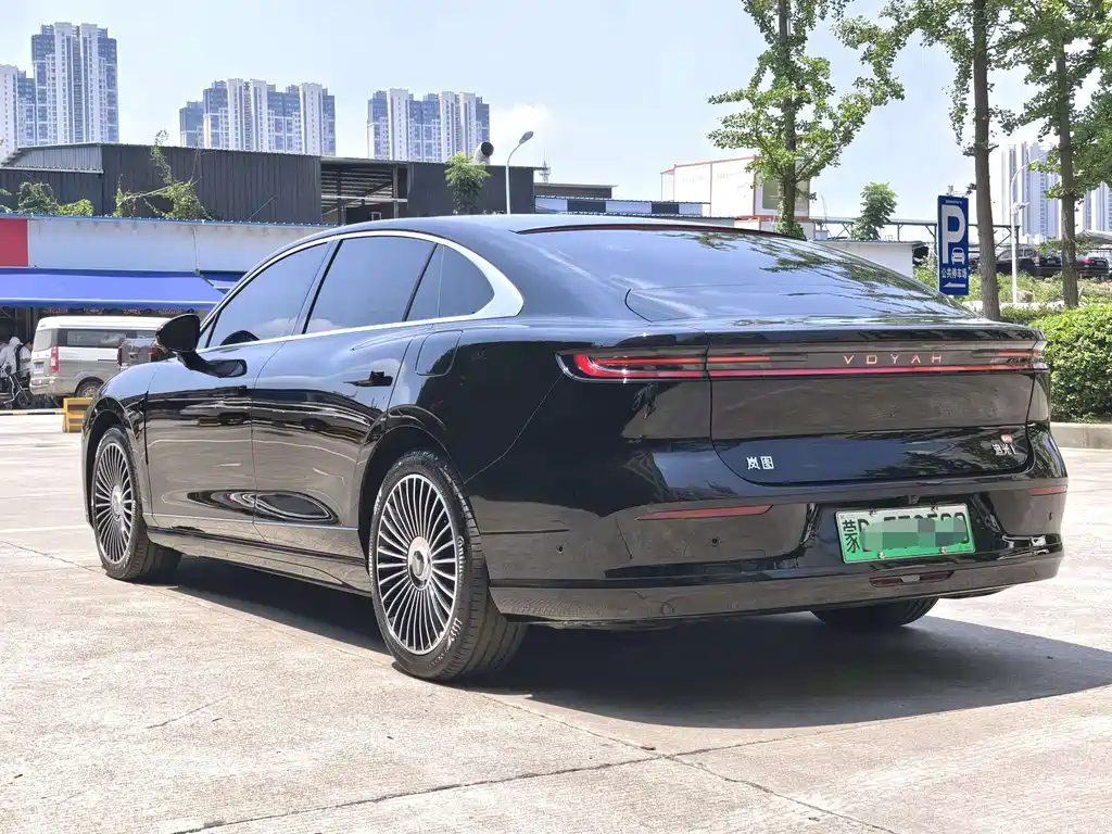 Voyah Passion L L 2026 Ultra