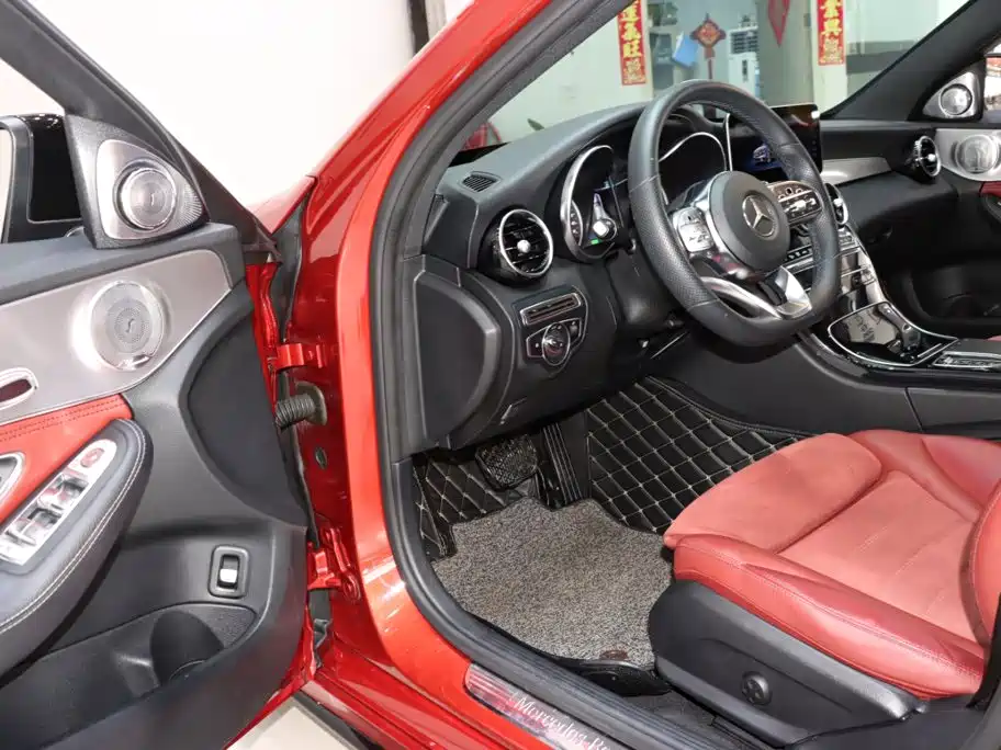 Mercedes-Benz C-Class — миниатюра 8