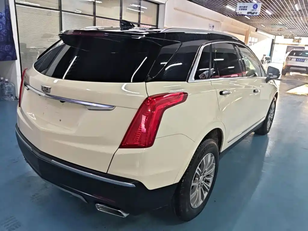 Cadillac XT5 — миниатюра 7