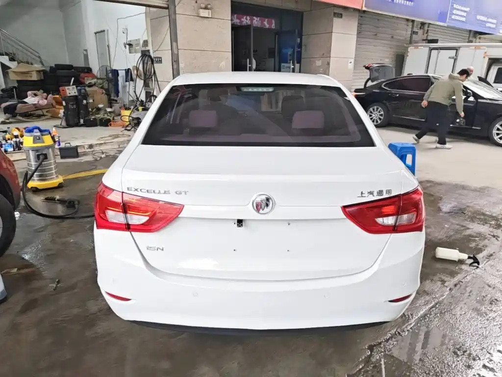 Buick Excelle — миниатюра 6
