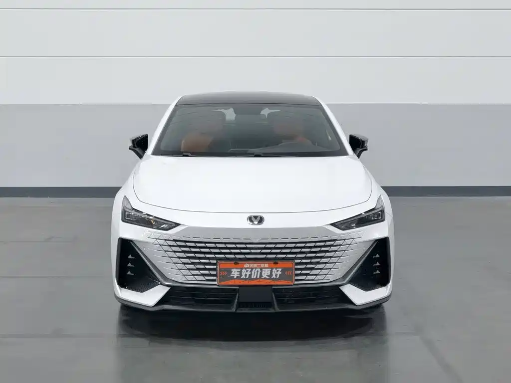 Changan UNI-V — миниатюра 3