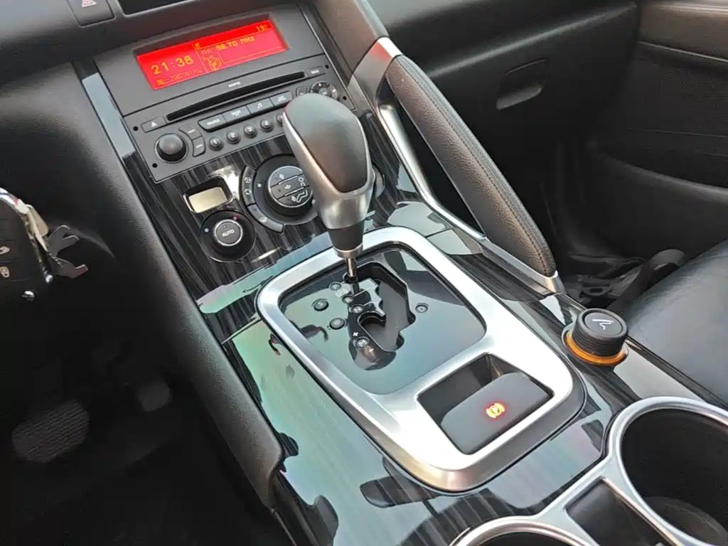 Peugeot 3008 — миниатюра 14