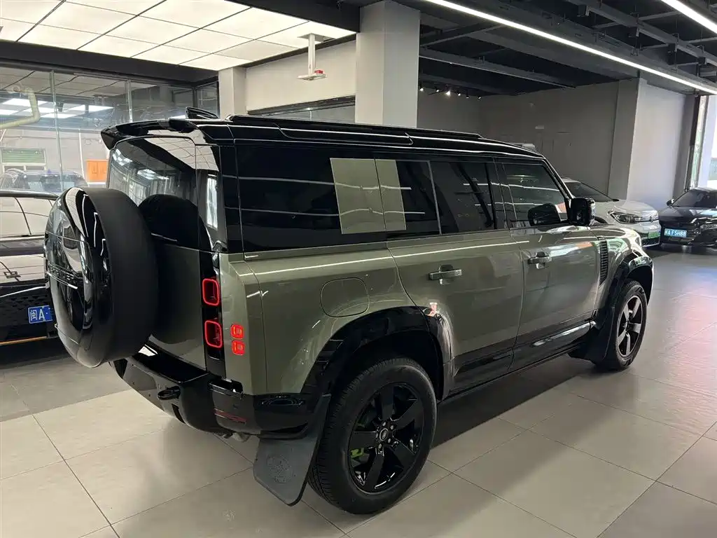 Land Rover Land Rover Defender 2024 110 3.0T P400 X-DYNAMIC HSE