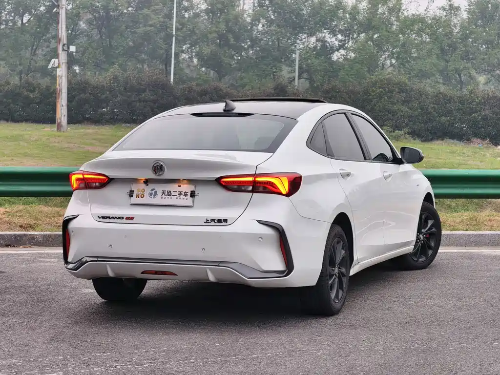 Buick Verano — миниатюра 2