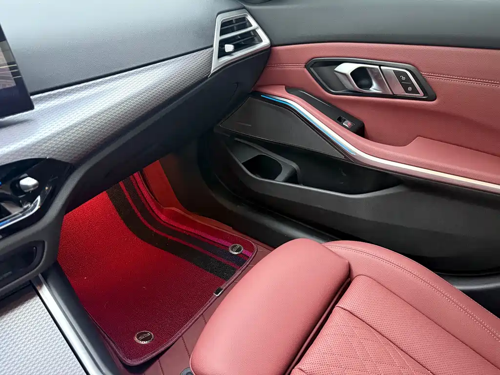 BMW 3 Series — миниатюра 11