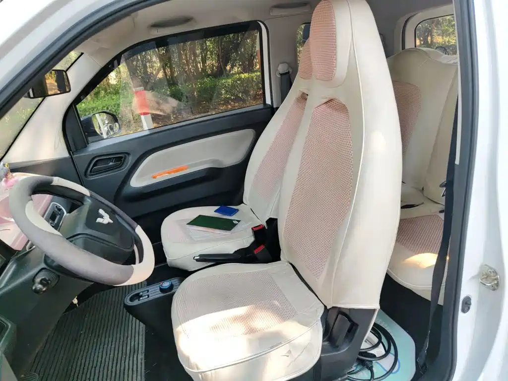 Wuling MINIEV — миниатюра 11