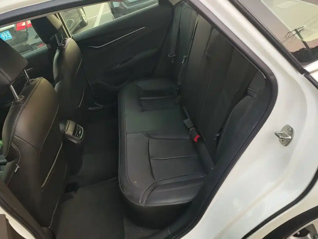 Buick Excelle — миниатюра 17