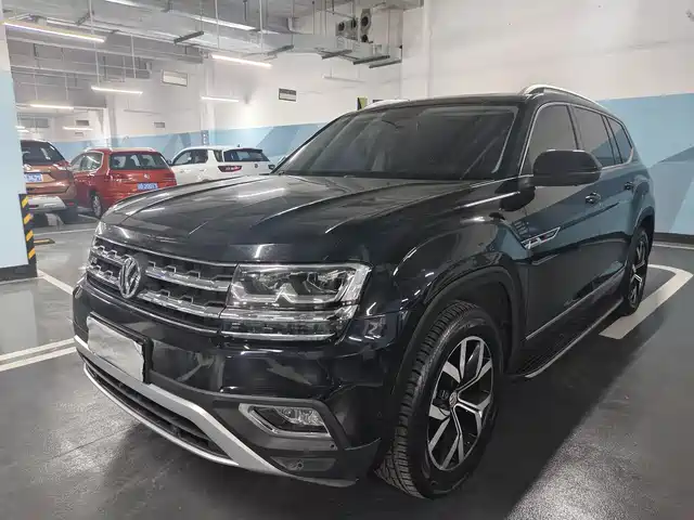 VOLKSWAGEN TOURANG 2018