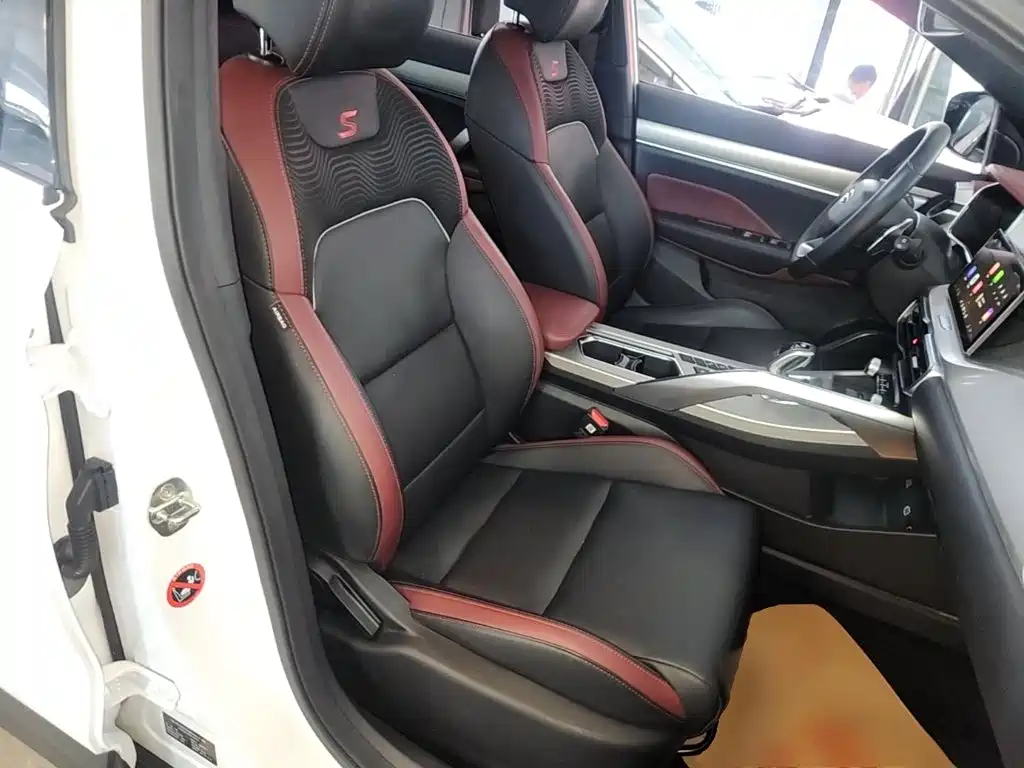 Geely Binyue — миниатюра 25