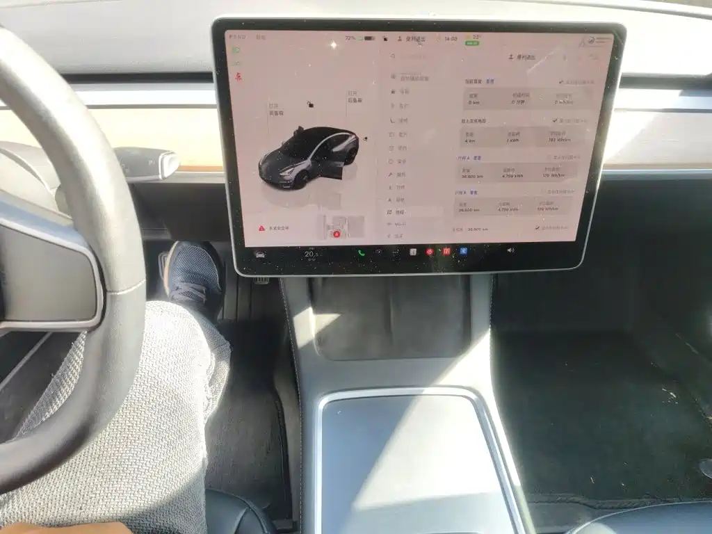 Tesla Model 3 — миниатюра 14