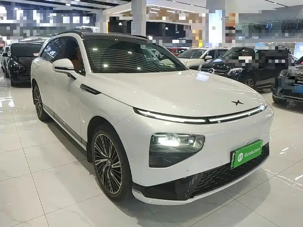 XPeng G9 — миниатюра 4