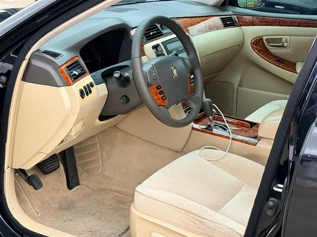 Toyota Crown 2006 2.5L Royal