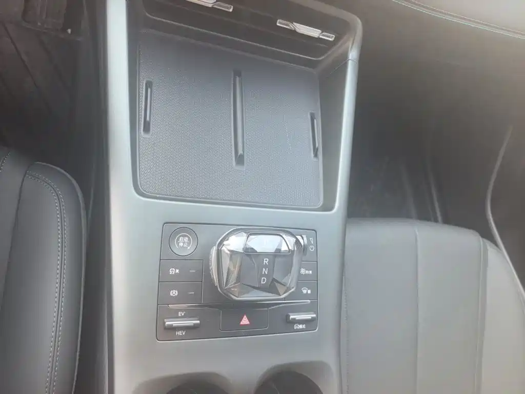 BYD Qin PLUS — миниатюра 10