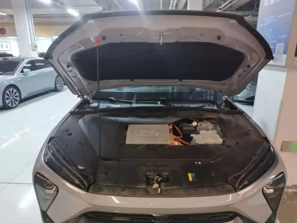 NIO ES6 — миниатюра 20