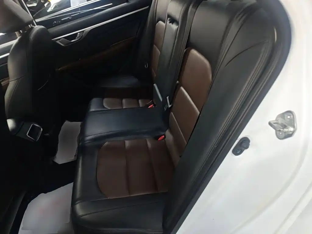 Geely Vision — миниатюра 17