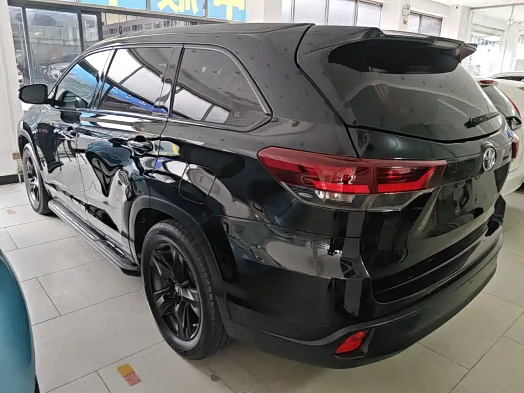 Toyota Highlander — миниатюра 5