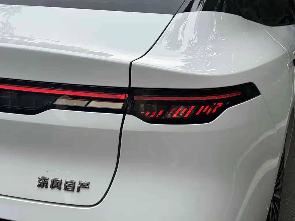 Nissan N7 — миниатюра 9