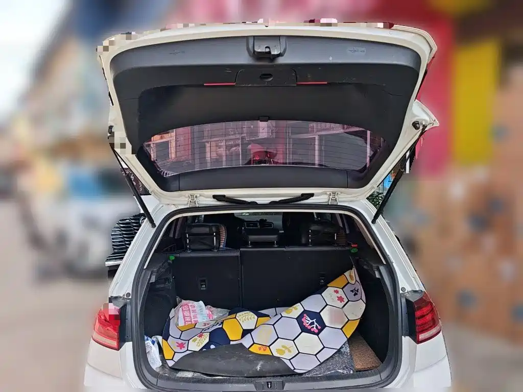 Volkswagen Golf — миниатюра 20