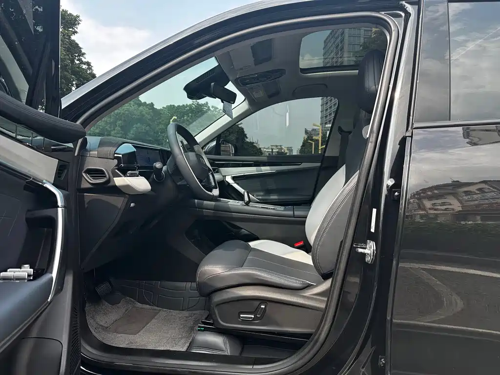 Geely Boyue L — миниатюра 7