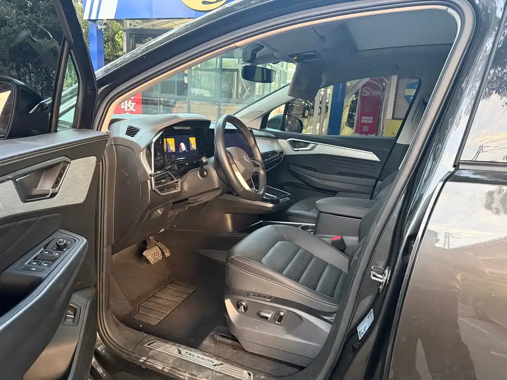 Volkswagen Talagon — миниатюра 4