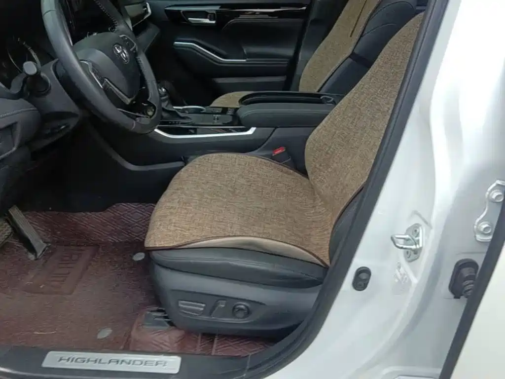 Toyota Highlander — миниатюра 15