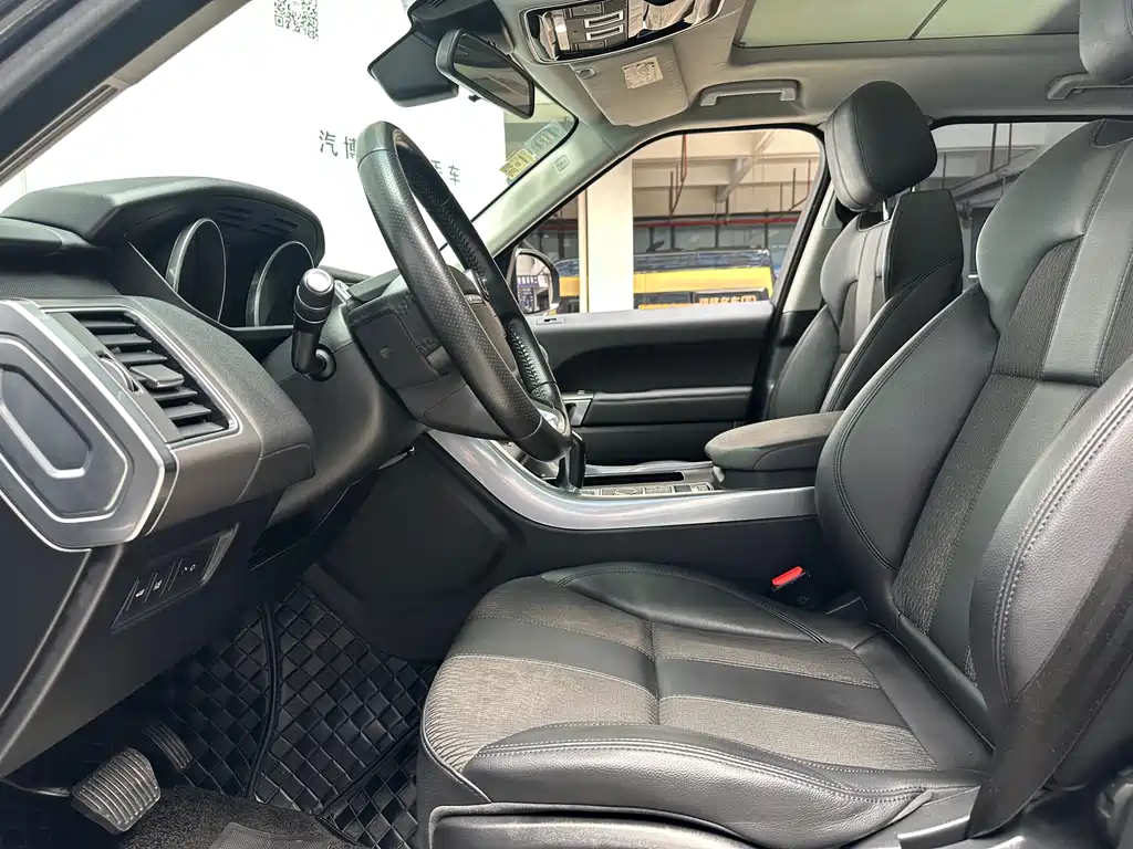 Land Rover Range Rover Sport 2016 3.0T