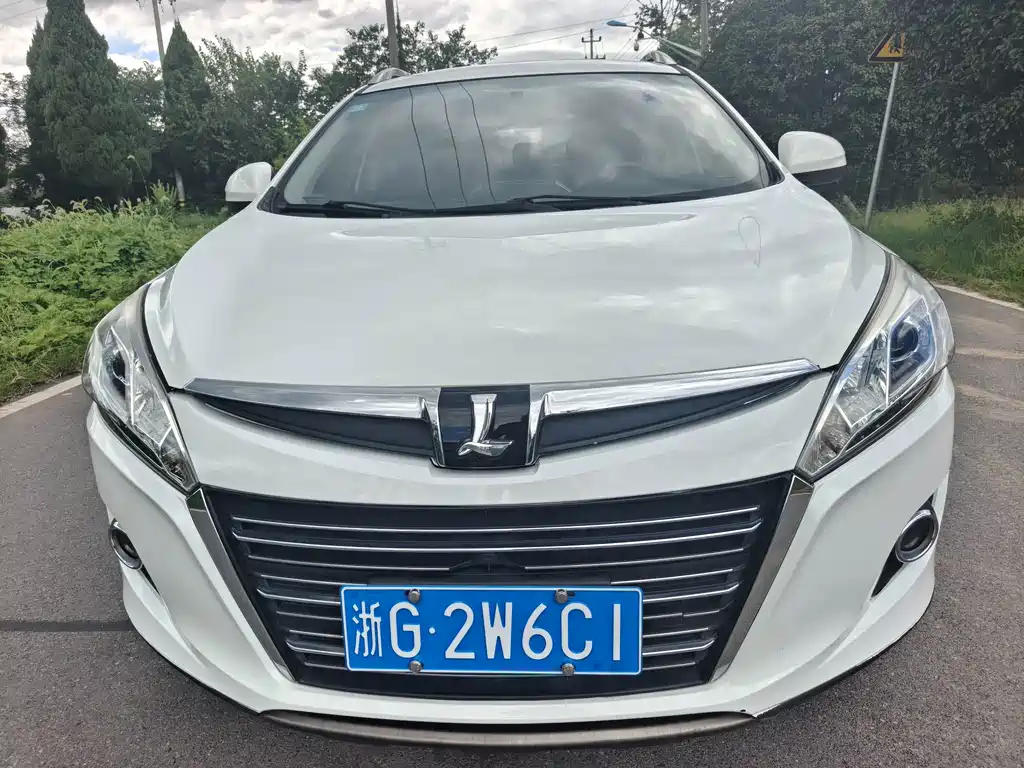 Luxgen U6