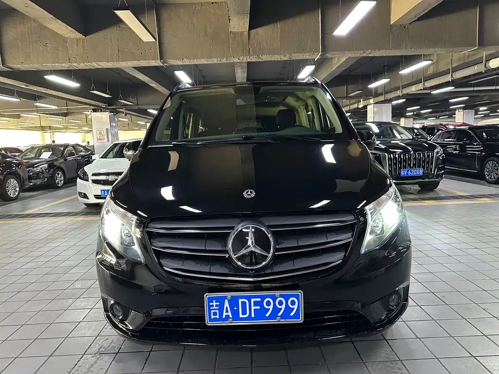 MERCEDES-BENZ VITO