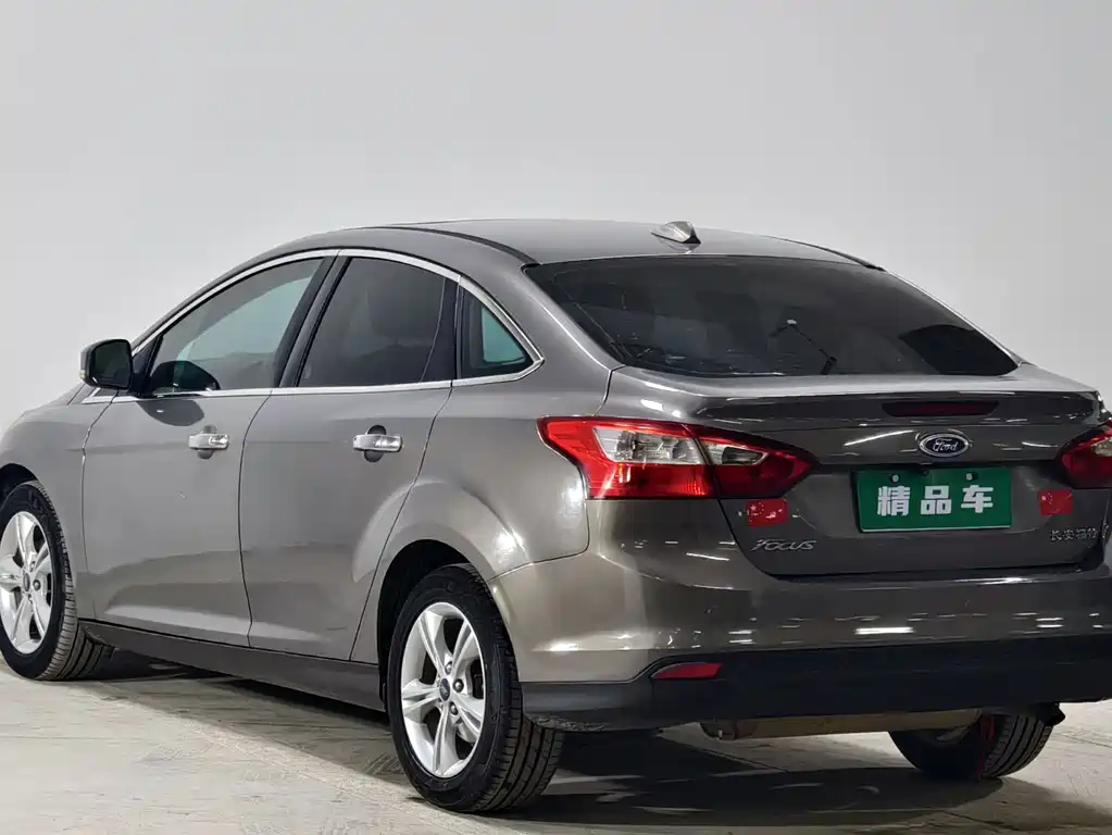 Ford Focus — миниатюра 6