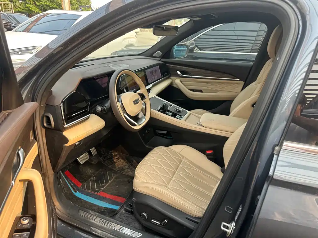 Geely Monjaro L 2025 2.0TD AT