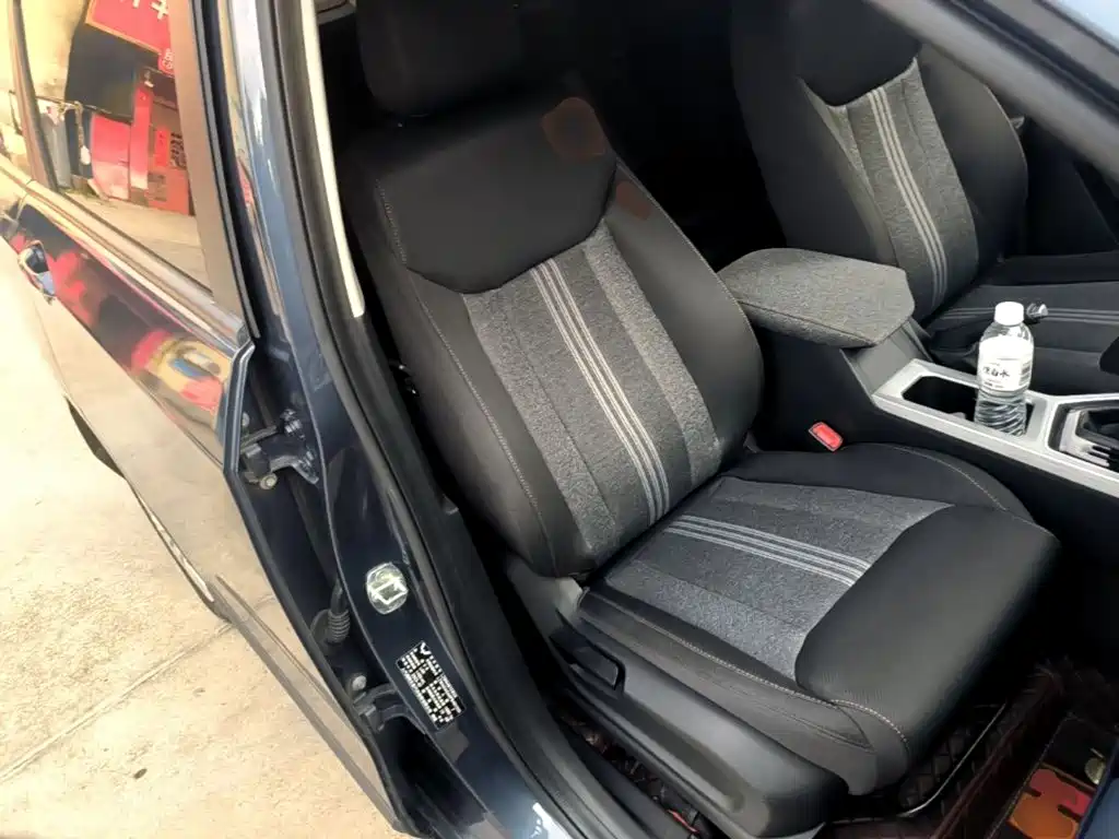 Wuling Jiachen — миниатюра 25