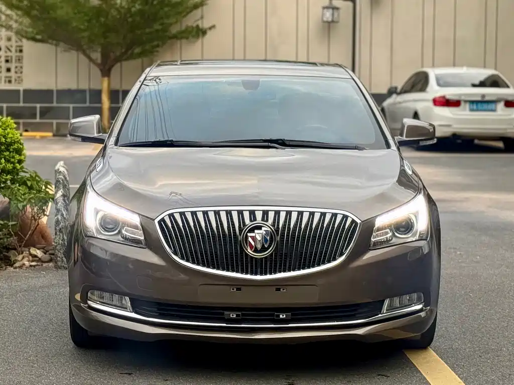Buick LaCrosse — миниатюра 2