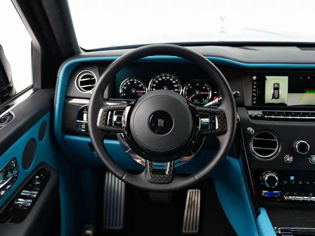 Rolls-Royce Cullinan — миниатюра 6