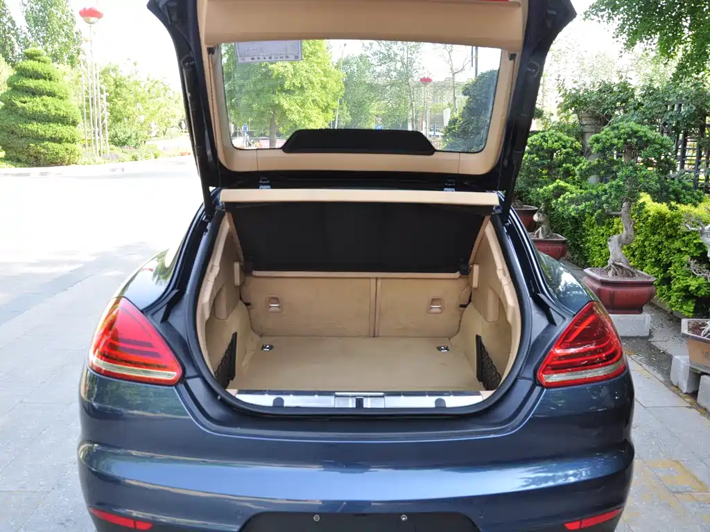 Porsche Panamera 2014 Panamera 4 3.0T