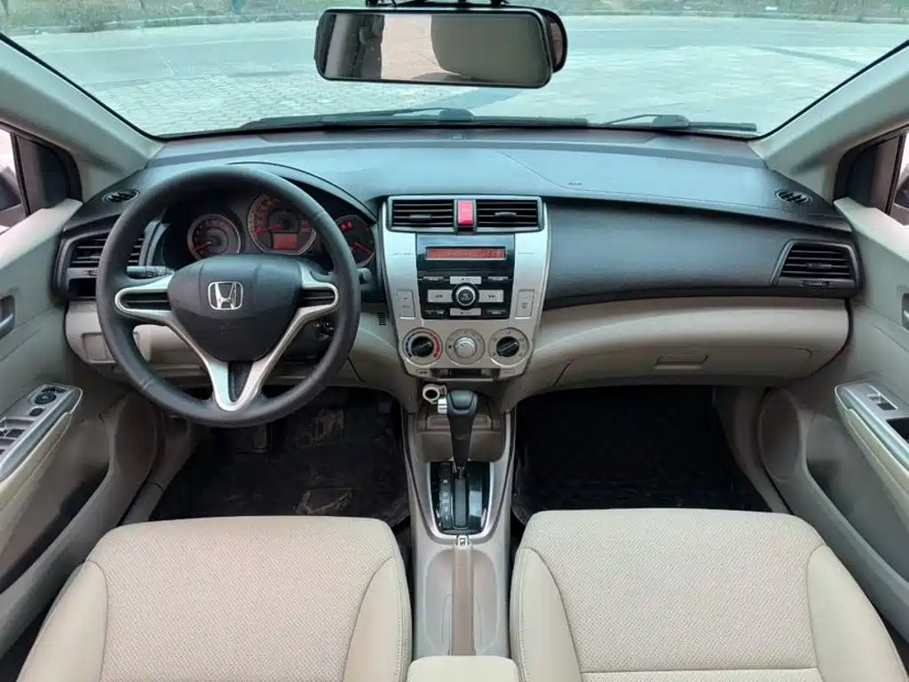 Honda City Classic — миниатюра 9